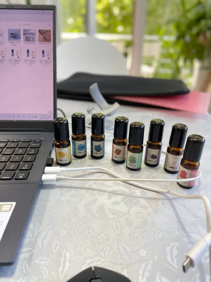  8矮人脈輪油，工作側拍，Sarajewo @ 09 / 2023.