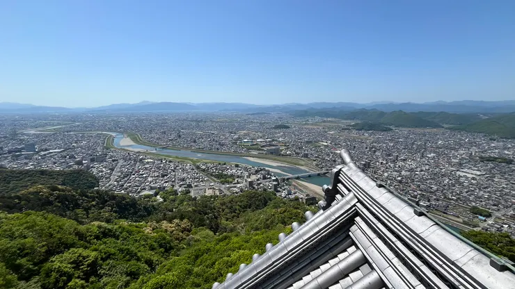 此角度與剛剛纜車上拍得幾乎同方向。