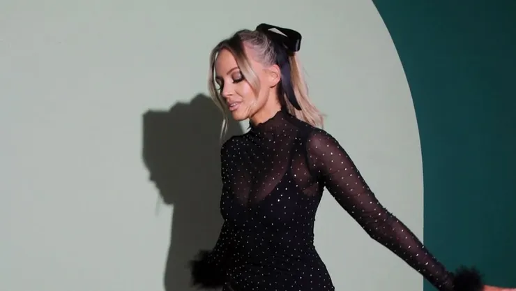 via Samantha Jade's Instagram