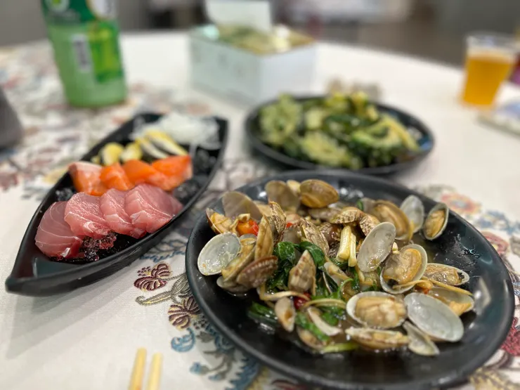 ⟨生魚片好新鮮⟩