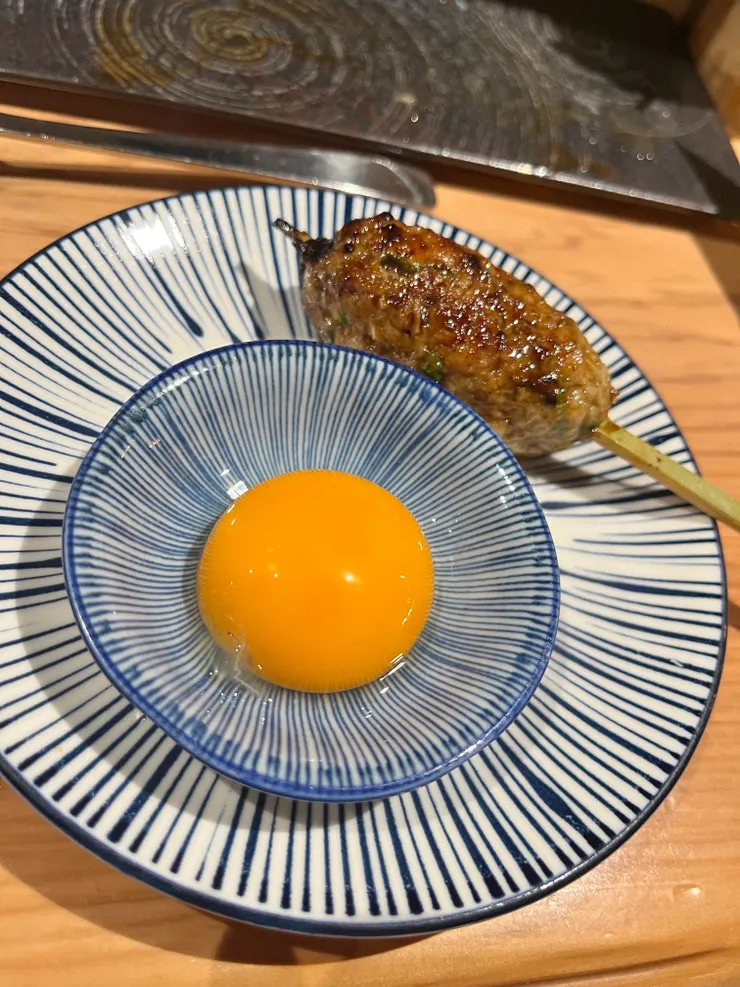 作為收尾稍微有點不盡人意的月見雞肉，味道有點太重。