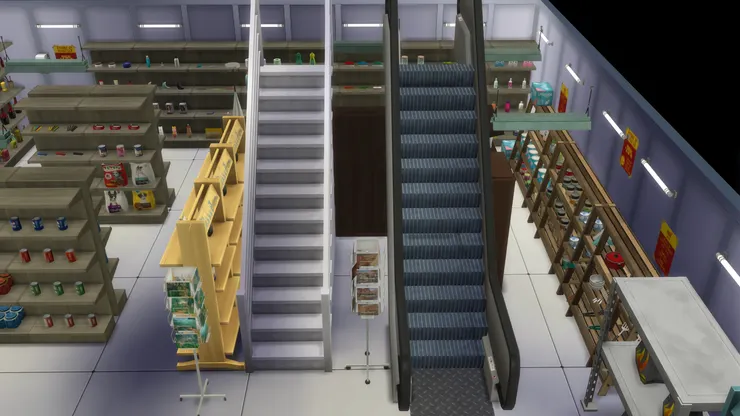 樓梯和扶手梯的確是這個位置，我很記得。