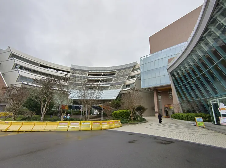 園區內的一館二館