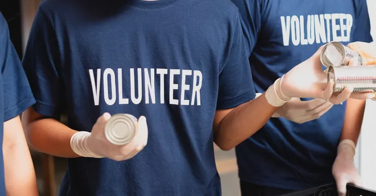 ▲提升員工士氣和生產力的關鍵，就是透過公司支持的志工活動，讓員工感受到工作與社會的連結與意義。圖片來源：canva