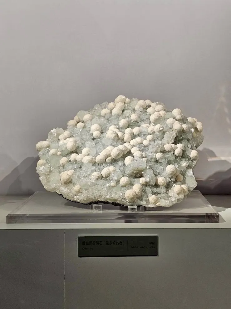 纖維鈣矽酸石/纖水矽鈣石(印度)