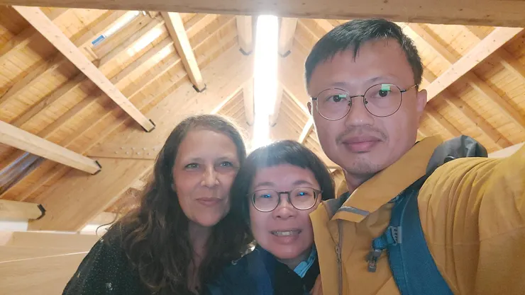 今天三人的存在，完全是為了雪莉阿嬤啊