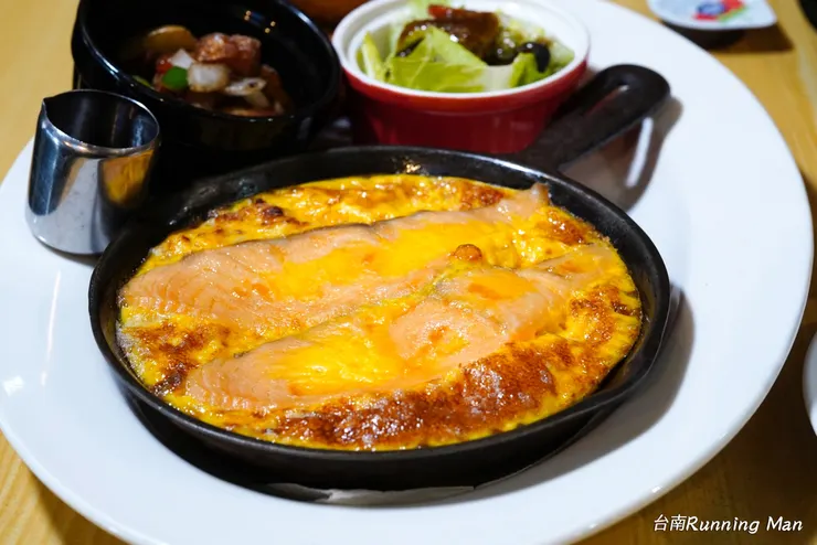 高雄美式餐廳早午餐食記分享!米奇諾美式餐廳讓我一秒飛出國,享