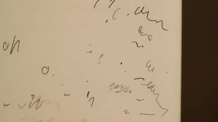 一些筆觸壓力和角度測試，左下角可以畫出側握鉛筆的效果