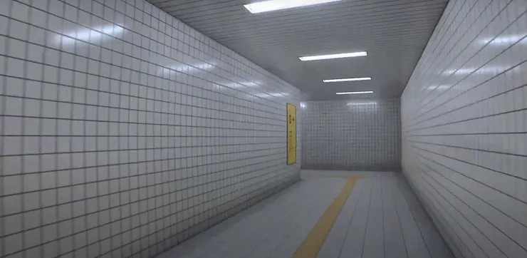 滿臉問號的一直在0號出口鬼打牆