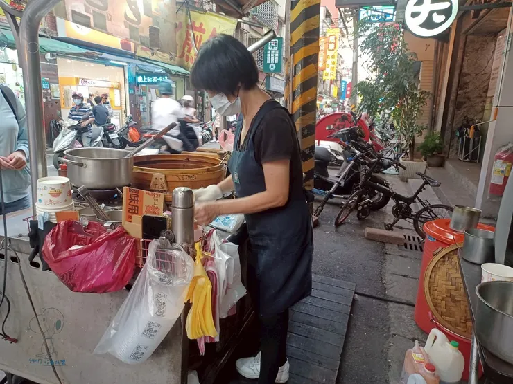 工作關係時常久站