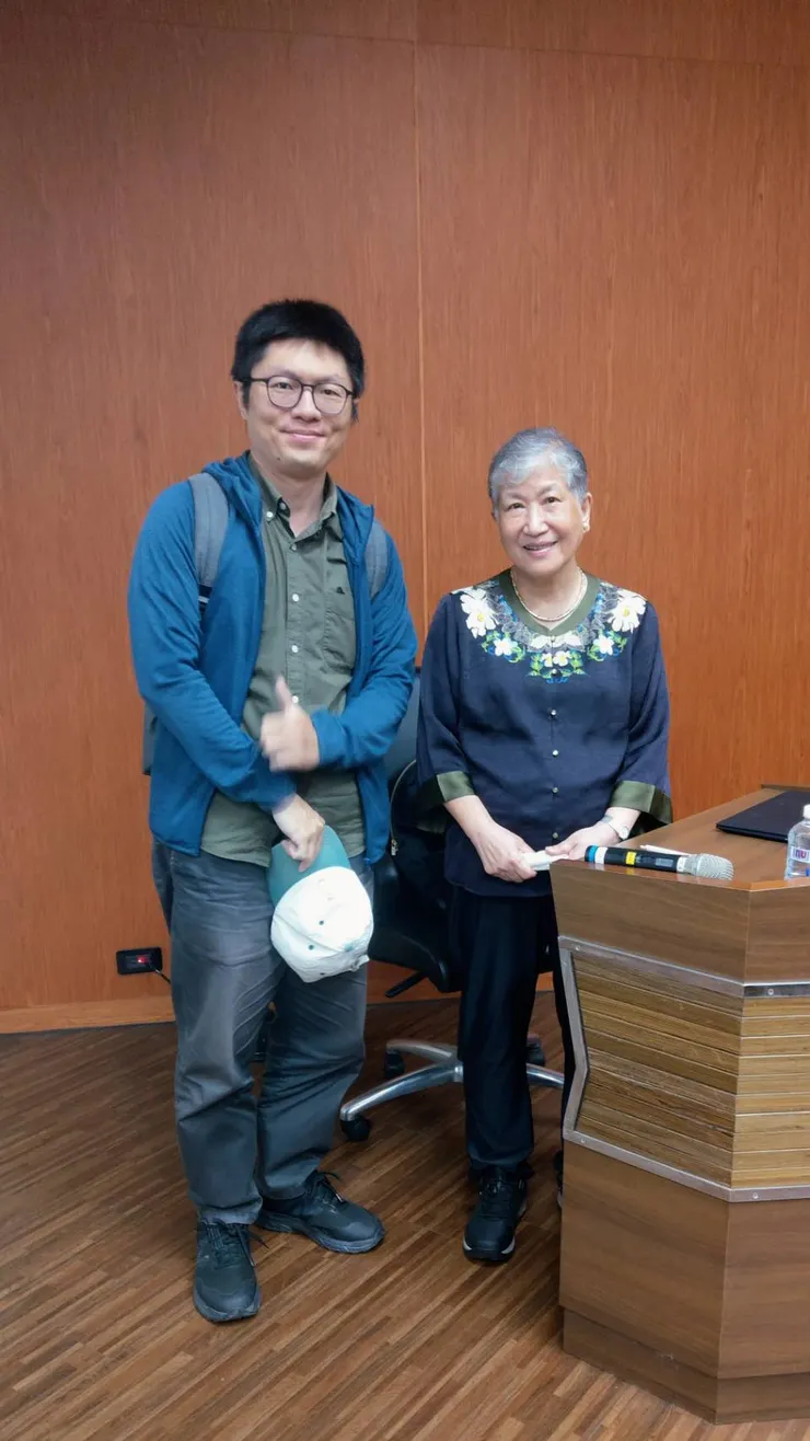 ＃做了決策後就不要後悔 ＃人不能被管理只能被尊重 ＃閱讀是創造力的根本 ＃有效溝通方式百分之65用在聆聽 ＃誠實是最好的溝通