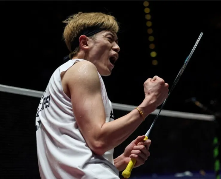 林俊易勇奪男單冠軍