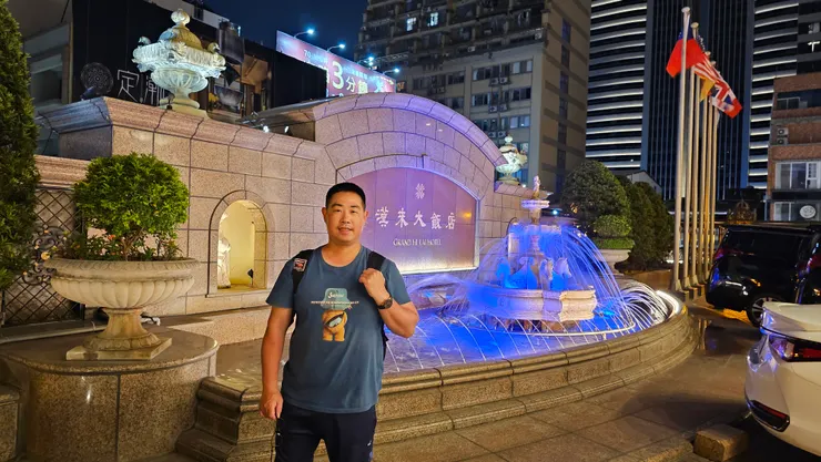 去年亞洲航空班機故障!就是安排所有旅客住在高雄漢來大飯店!當時大家都覺得很讚!