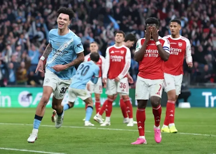 奧拉利個人梅開二度助曼城勝2:0