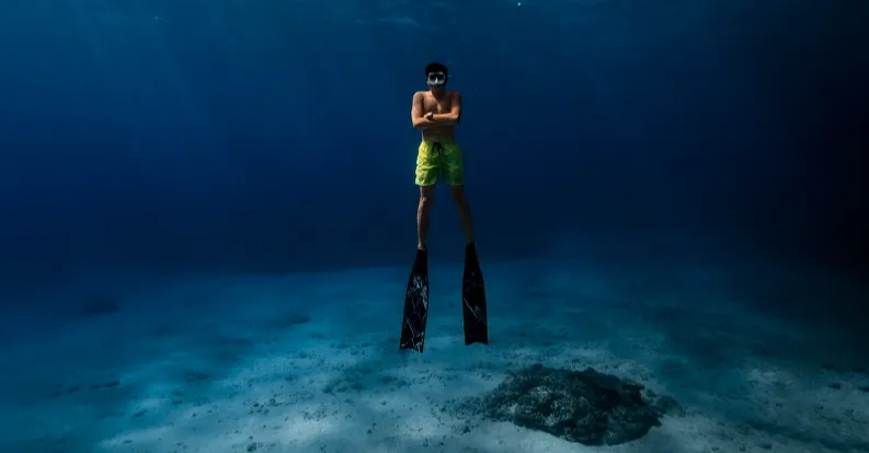 藍色微光 Azure Glimmer