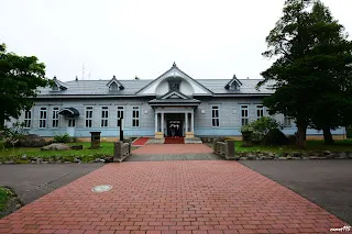 和洋混合的廳舍