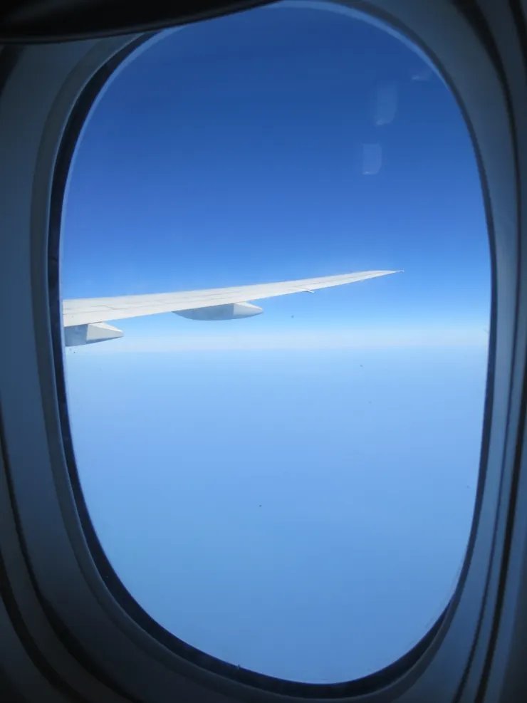 這是波音B777客機的機翼照!