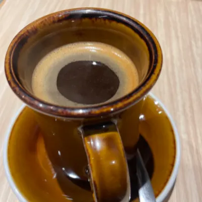 玫瑰痤瘡的姐姐的沙龍