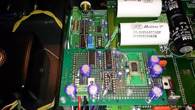 這是 reclocked 的部分，這塊板子以前曾經拿來製作過 PLL 電路