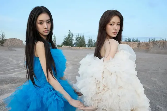 《404 (New Era)》反覆提及「404」與「new era」，象徵離開熟悉的規則與期待，進入一個尚未被命名的新定位。