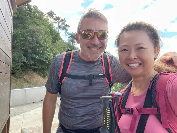 超級感激牽著我走完這 1 公里的西班牙大哥，我強忍自己的淚眼盈眶