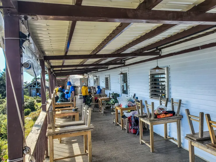 嘉明湖山屋門廊座椅