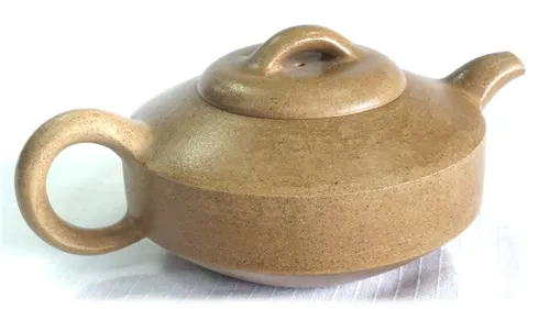 附圖(B009): 高: 79mm 長: 183mm 寬: 124mm