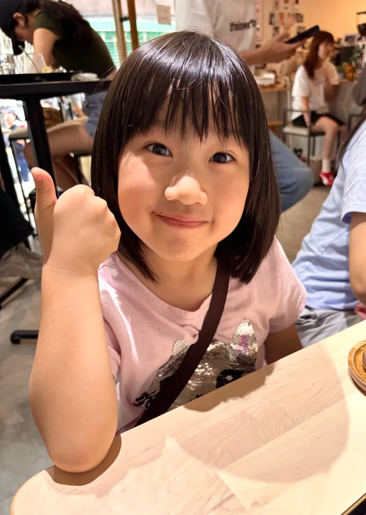 吃到眼睛發亮的安可愛