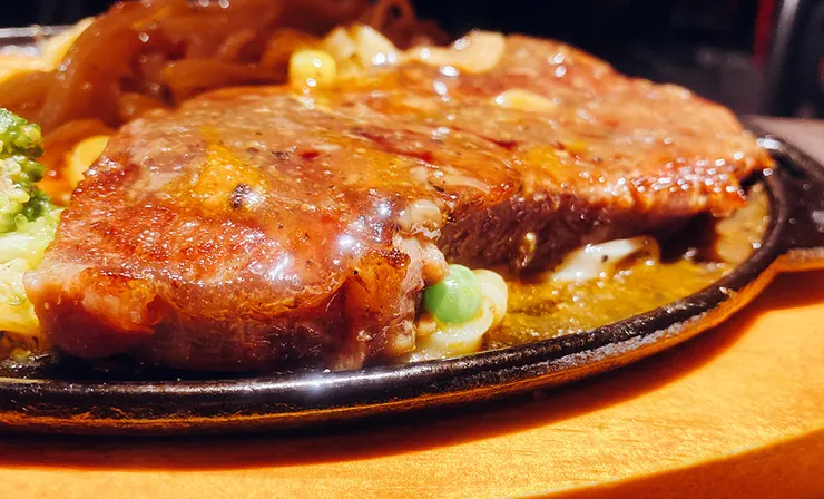 新莊孫東寶(新莊復興店)│新口味麻辣牛排-內用享用無限自助吧