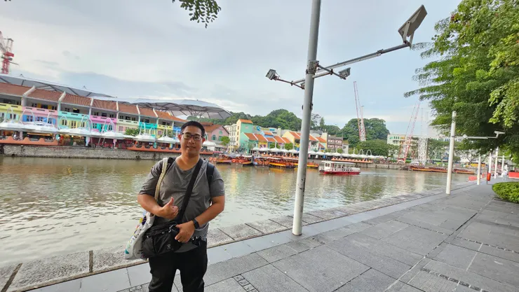 2024年11我和老爸又再度重遊新加坡克拉碼頭!很多五顏六色的彩色屋也是克拉碼頭的特色之一!