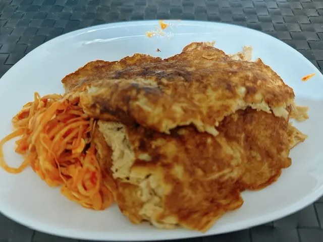 金針菇烘蛋+韓式辣拌豆芽