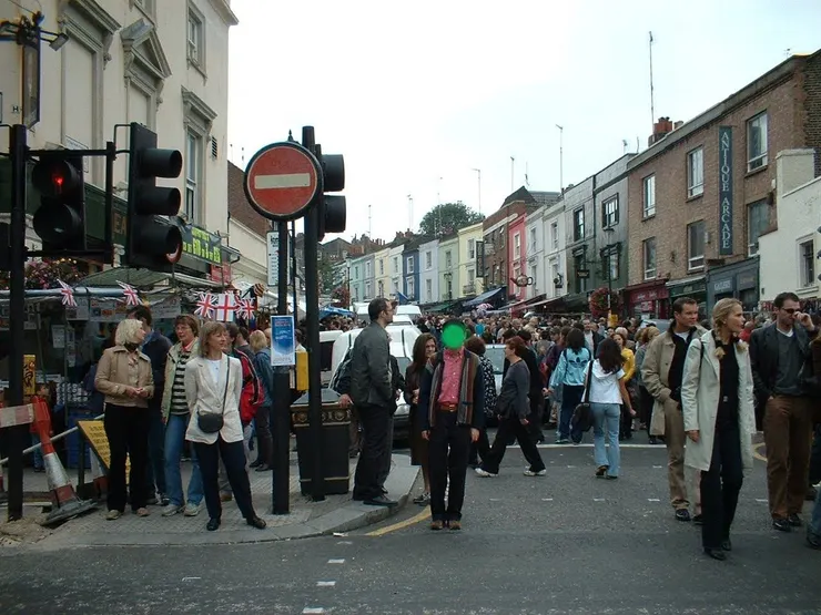 倫敦逛市集很有趣，但人真的很多很多