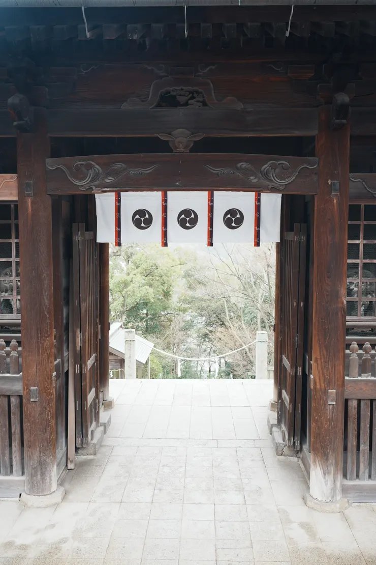 阿智神社正門