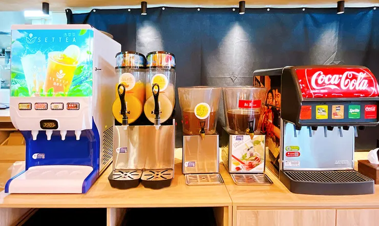 中壢平價火鍋推薦：大滿貫功夫鍋豐富飲料區開箱