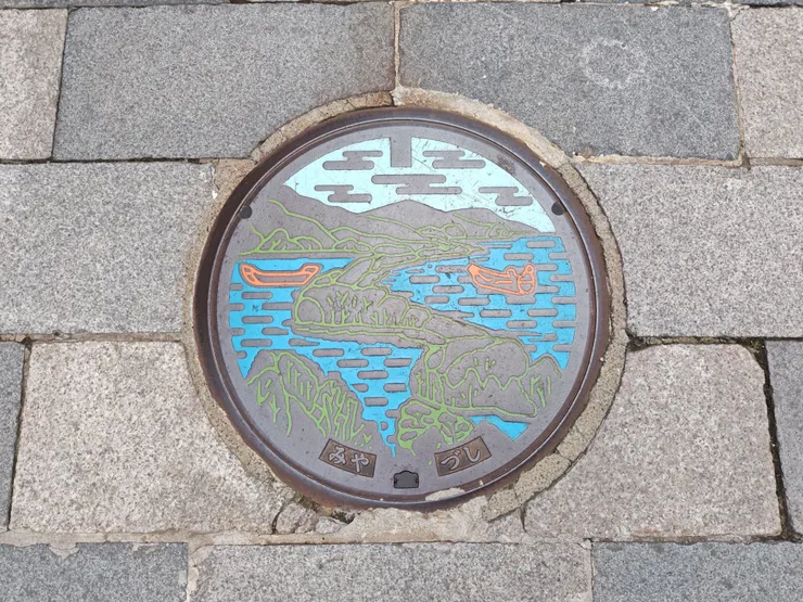 天橋立意象的孔蓋