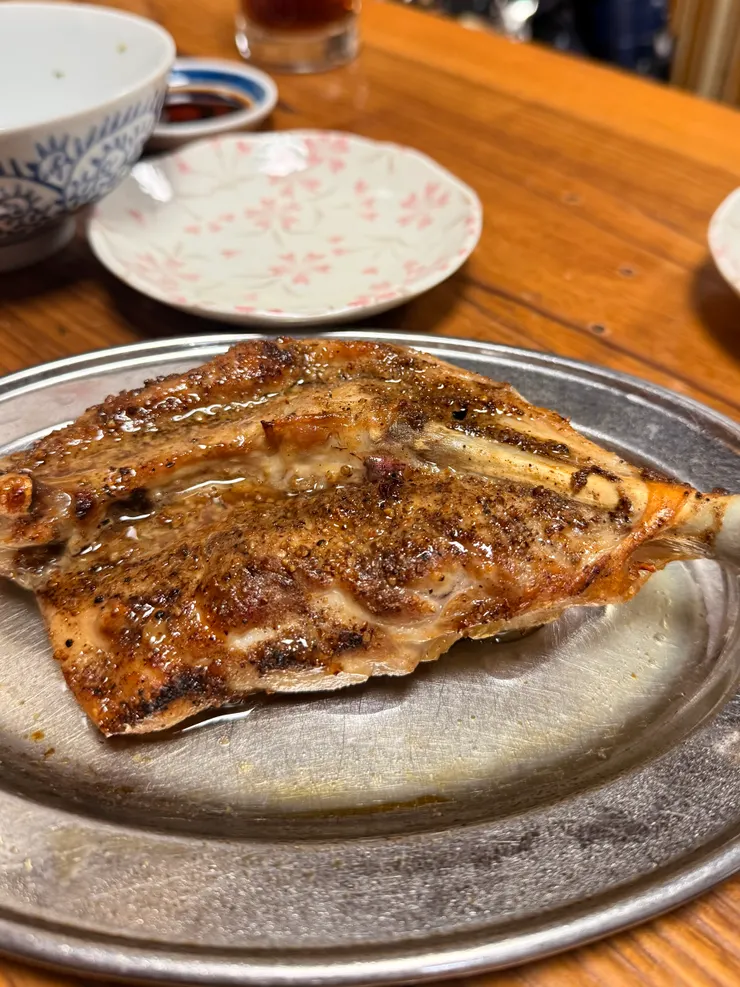 骨付鳥其實就是烤雞腿。