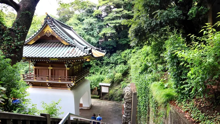 在瑞心門後至手水舍中間的階梯拍攝（photo by 小嶼 2024）