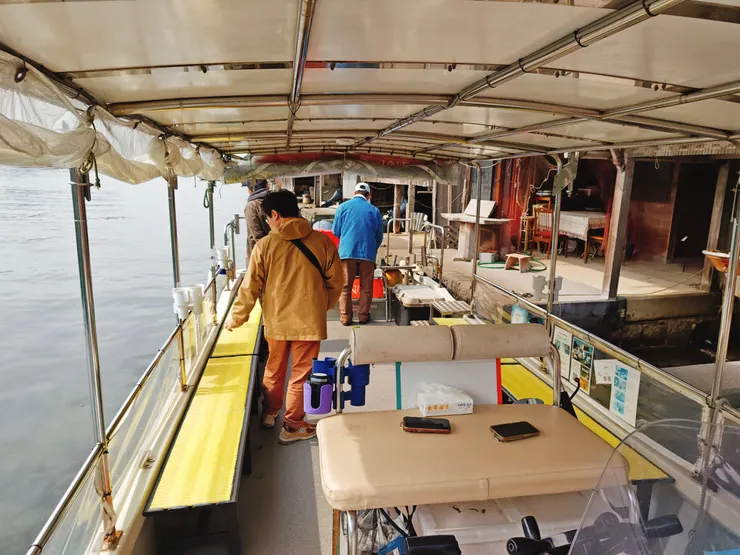 登上海上計程車