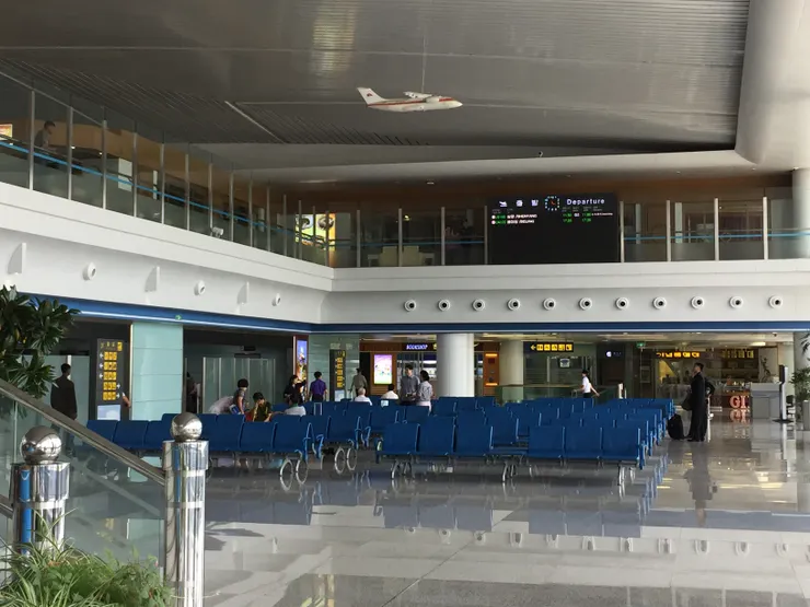 平壤順安國際機場書店