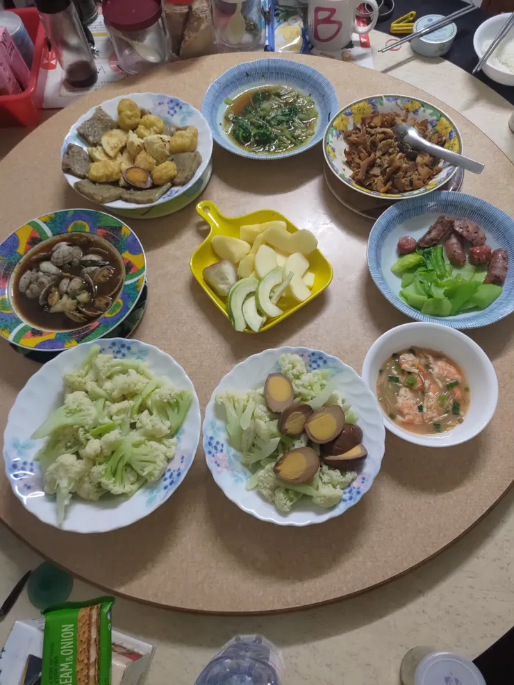 娘家滿滿的一桌菜