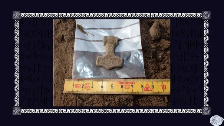 索爾之錘護符（丹麥出土）