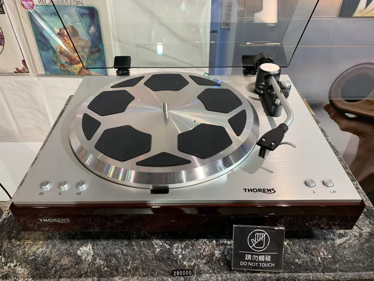 第二台機器也掀開罩子給我拍！好好看喔！🤭