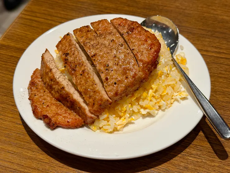 排骨蛋炒飯(大,去蔥)   310元