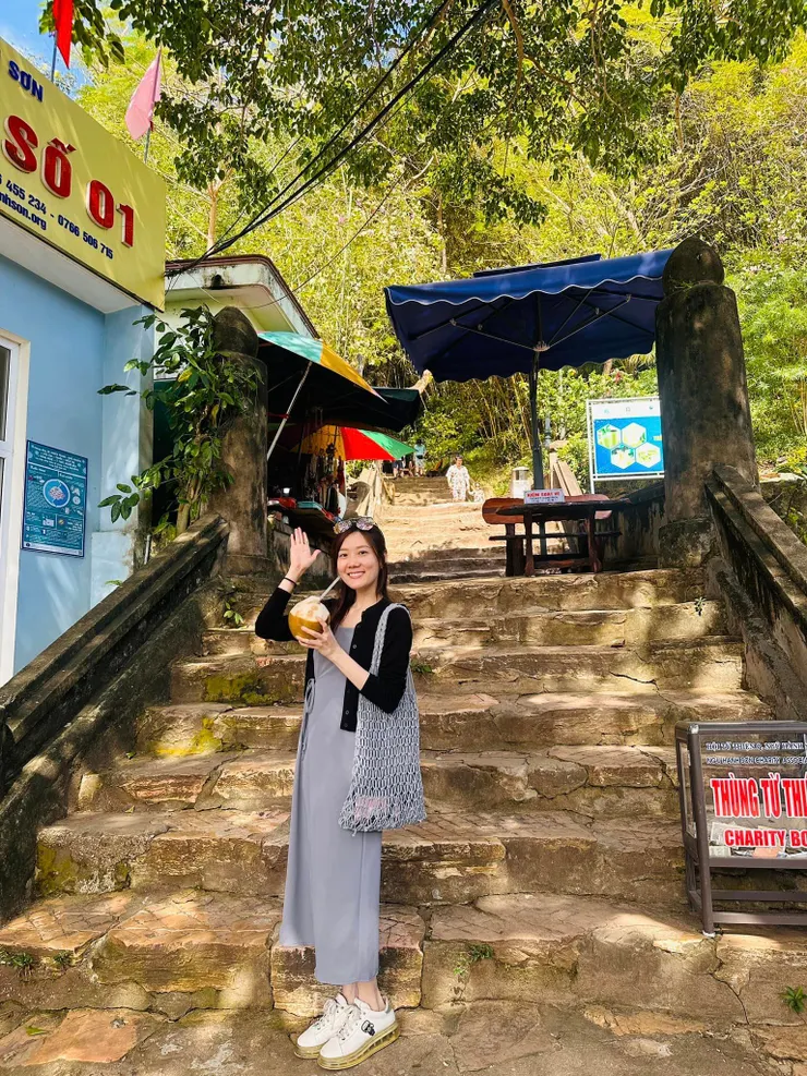 為了啃這顆椰肉～錯失7萬越盾來平衡一下包包價差