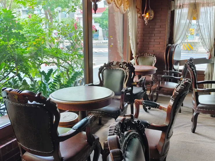 復古家具，質感滿分