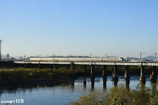 九頭竜川橋是鄰近福井市區的一處攝影點（座標：36°06'04.9"N 136°13'28.9"E）