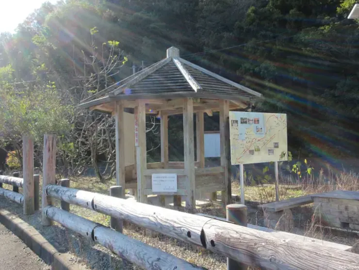 由岐坂休憩所