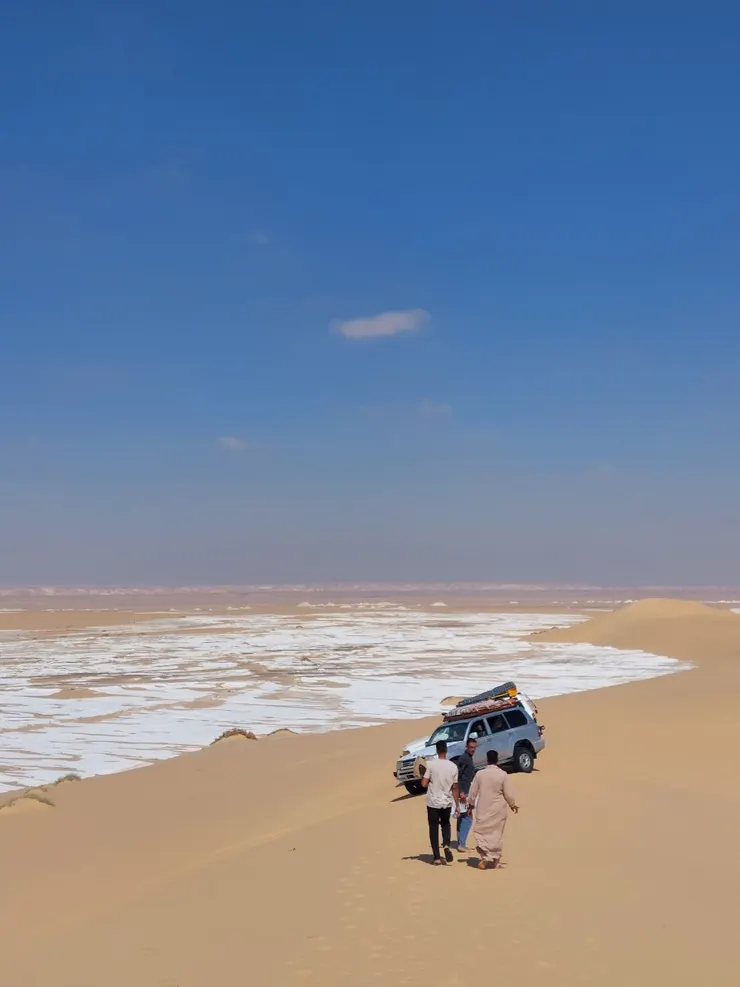 在曠野沙漠中照顧我們的3位貝都因人