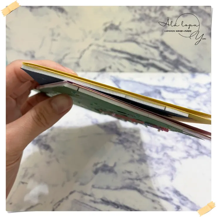 整片都貼泡棉膠