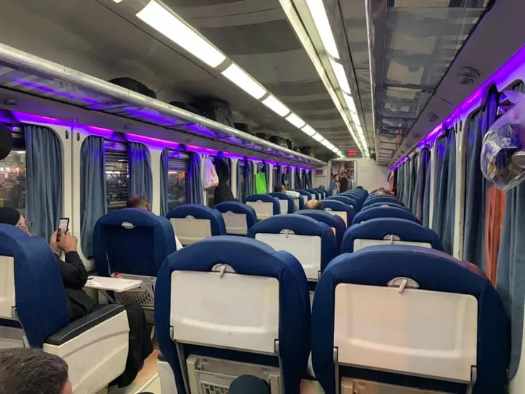 火車1等車廂很舒服